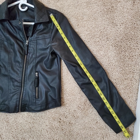 NewLook Faux Leather Jacket Size Medium. - Picture 8 of 8